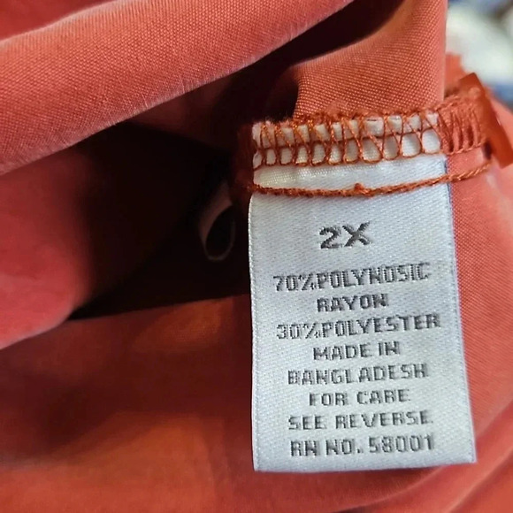 DRESS BARN TOP - Picture 6 of 6